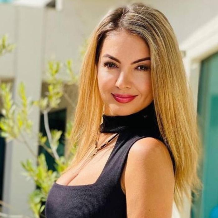 Pretty mail order bride Olesya, 43 yrs.old from Odesa, Ukraine