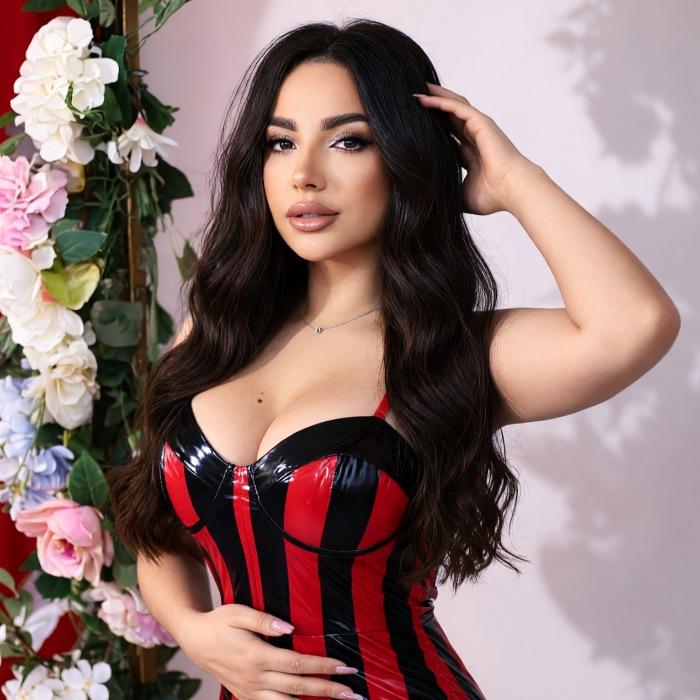 Hot mail order bride Oleksandra, 29 yrs.old from Mykolaiv, Ukraine