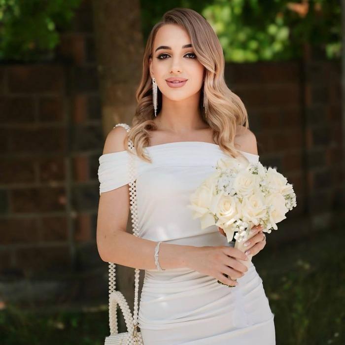 Hot bride Julia, 26 yrs.old from Lviv, Ukraine