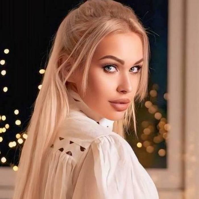 Charming woman Alina, 36 yrs.old from Kyiv, Ukraine