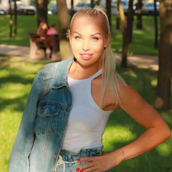 Hot lady Alina, 36 yrs.old from Kyiv, Ukraine