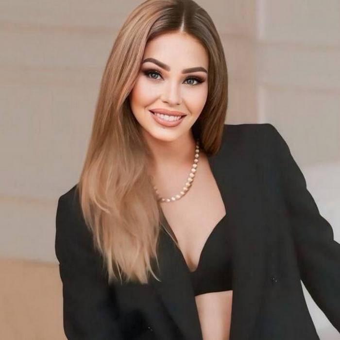 Pretty mail order bride Hanna, 52 yrs.old from Kyiv, Ukraine