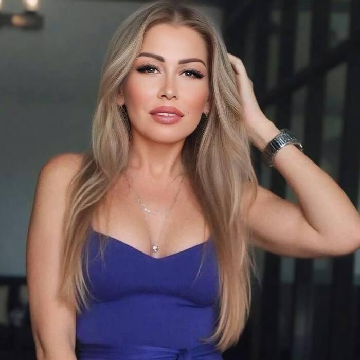 Nice girlfriend Hanna, 47 yrs.old from Kyiv, Ukraine