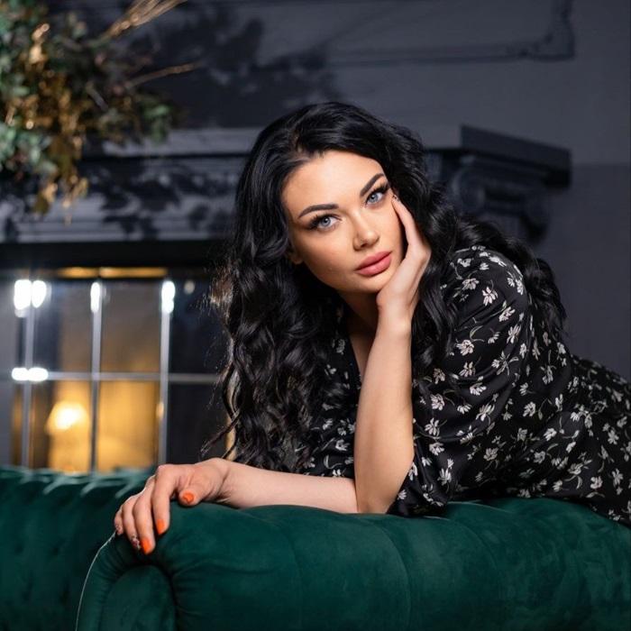 Amazing pen pal Alina, 34 yrs.old from Zaporizhia, Ukraine