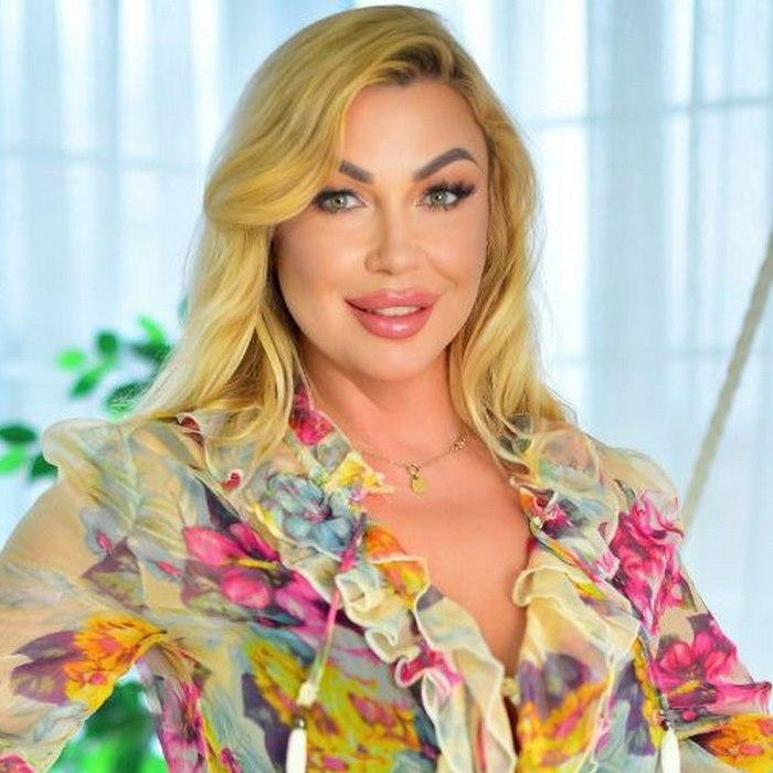 Single girlfriend Viktoria, 41 yrs.old from Kyiv, Ukraine
