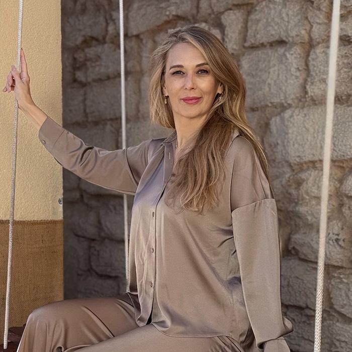 Pretty girl Olga, 53 yrs.old from Eastern Europe