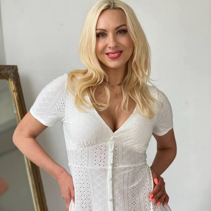 Sexy bride Kateryna, 39 yrs.old from Kyiv, Ukraine