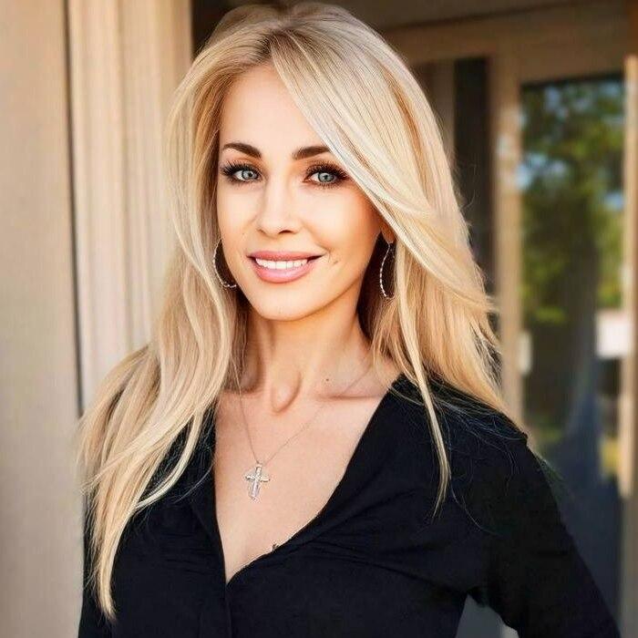 Sexy mail order bride Ilona, 49 yrs.old from Odessa, Ukraine