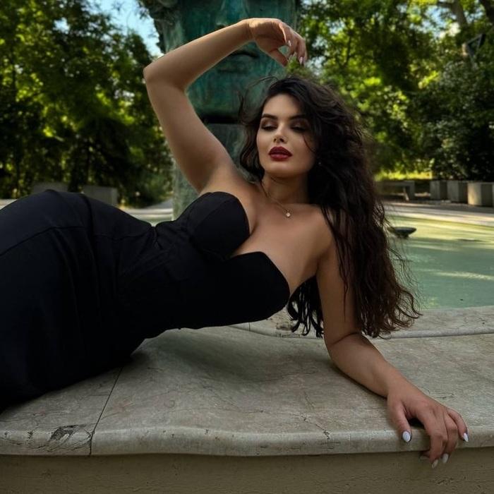 Pretty wife Anna, 24 yrs.old from Hague, Netherlands