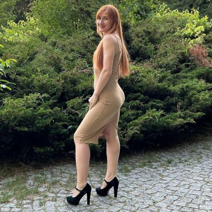 Sexy bride Oleksandra, 37 yrs.old from Lodz, Poland