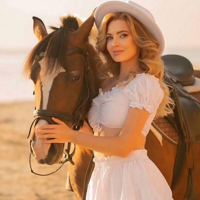 Beautiful lady Alena, 33 yrs.old from Praga, Czech Republic Beautiful lady Alena, 33 yrs.old from Praga, Czech Republic