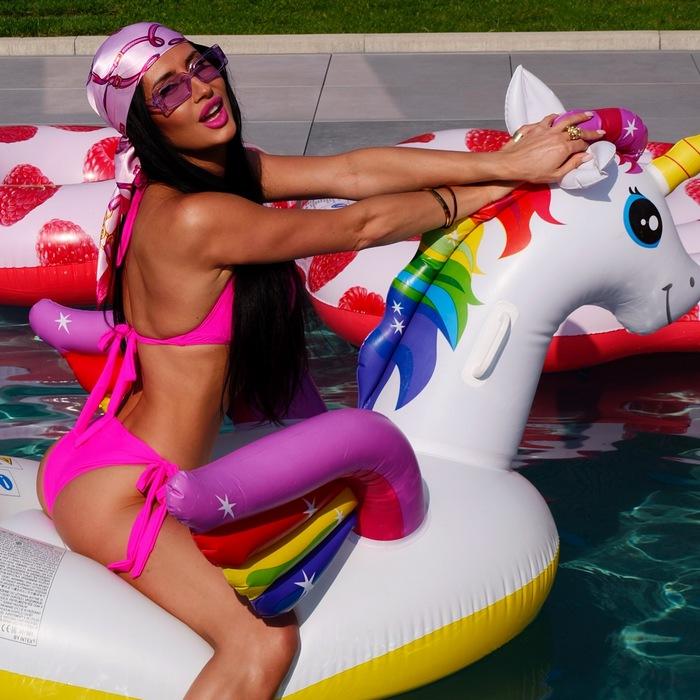 Single woman Julia, 35 yrs.old from Strasbourg, France