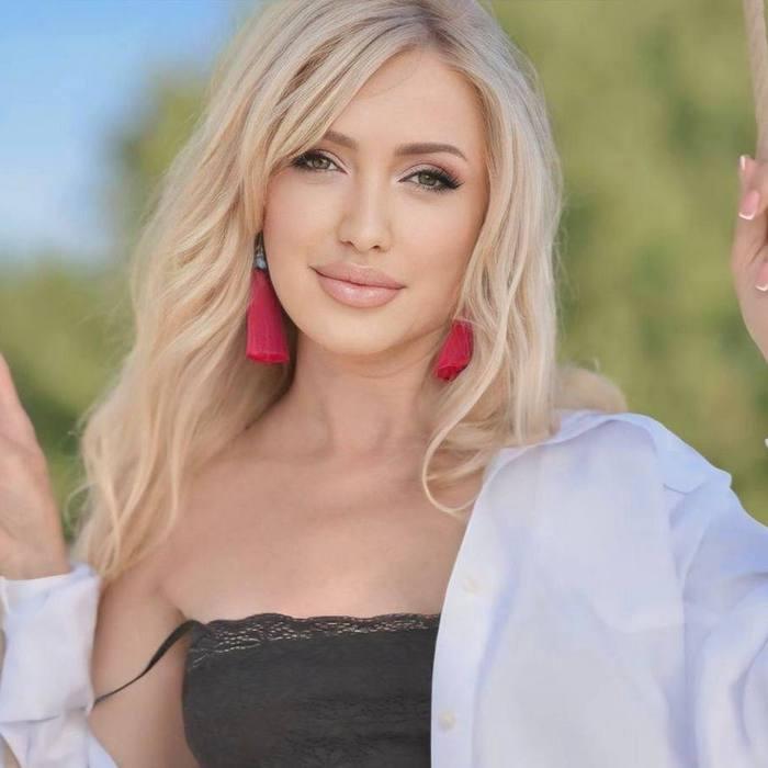 Charming mail order bride Ludmila, 58 yrs.old from Kyiv, Ukraine Charming mail order bride Ludmila, 58 yrs.old from Kyiv, Ukraine