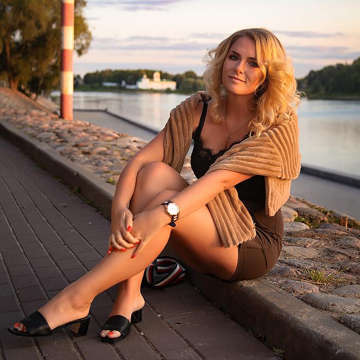 Nice miss Yuliya, 34 yrs.old from Eastern Europe