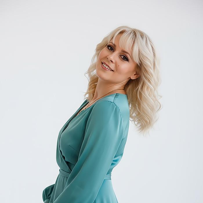 Pretty mail order bride Irina, 48 yrs.old from Eastern Europe