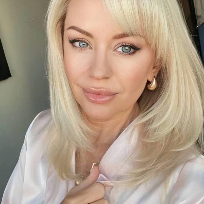 Beautiful pen pal Alena, 51 yrs.old from Dnepr, Ukraine