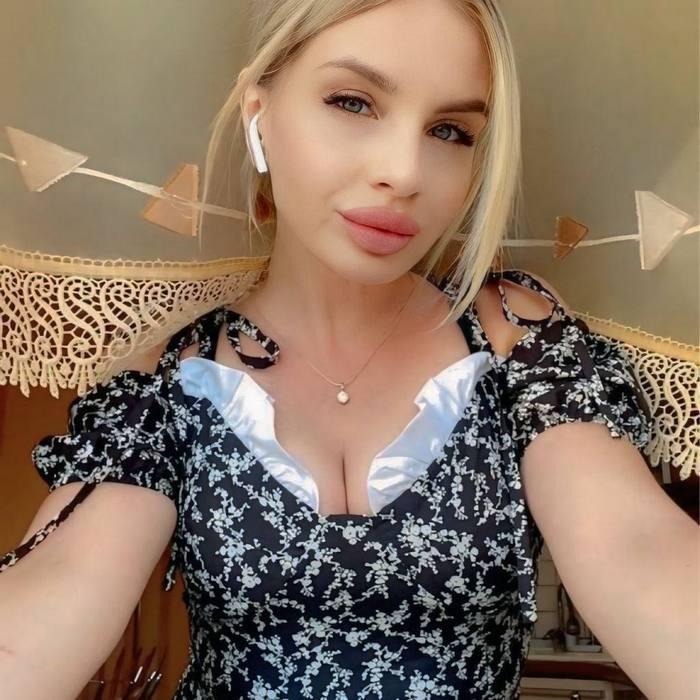 Sexy girl Vladyslava, 42 yrs.old from Zaporozhzhia, Ukraine