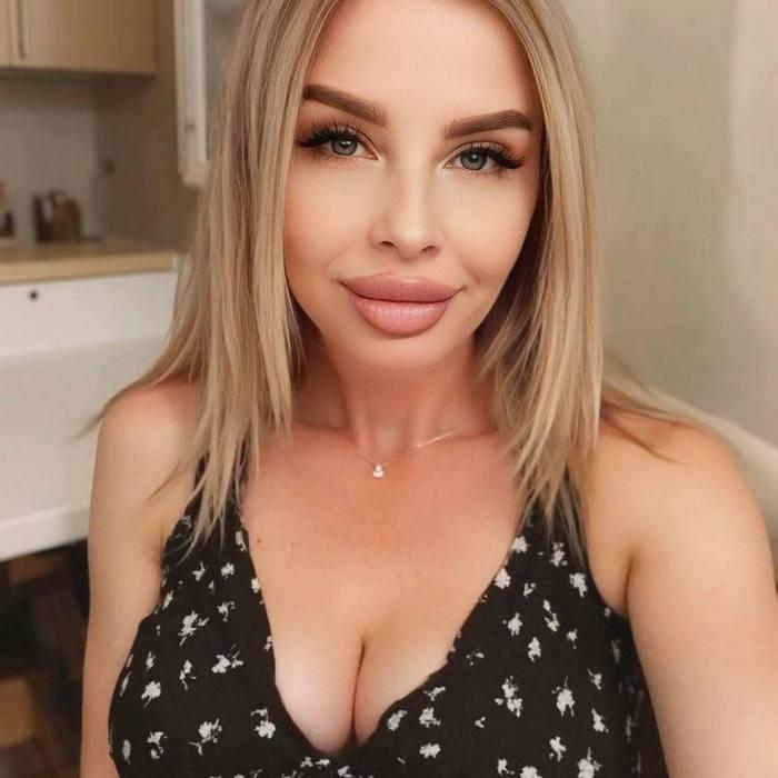 Sexy lady Vladyslava, 42 yrs.old from Zaporozhzhia, Ukraine