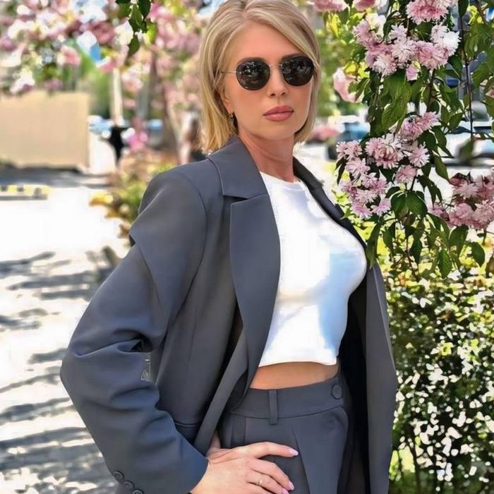 Gorgeous girl Vita, 53 yrs.old from Odessa, Ukraine Gorgeous girl Vita, 53 yrs.old from Odessa, Ukraine