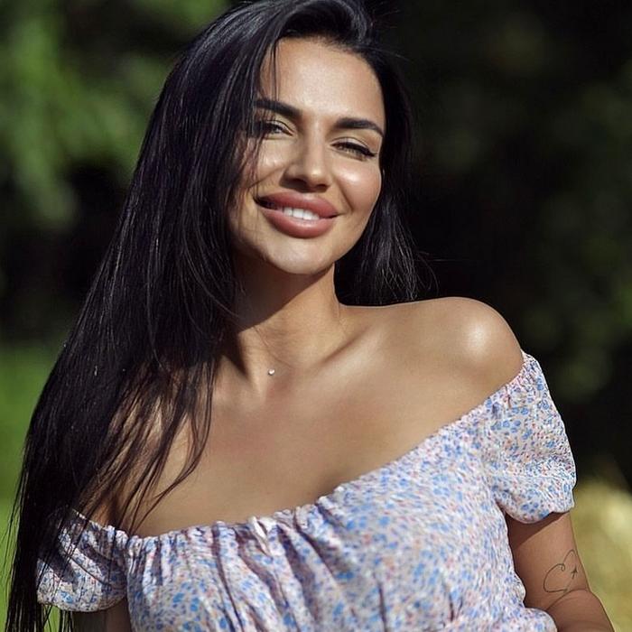 Pretty girlfriend Diana, 33 yrs.old from Kharkov, Ukraine