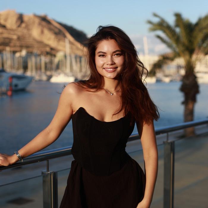 Charming girlfriend Svetlana, 21 yrs.old from Alicante, Spain