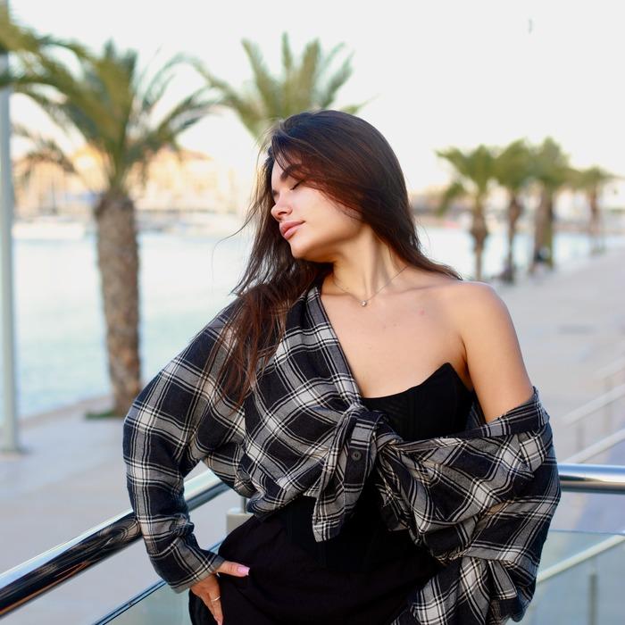 Charming girl Svetlana, 21 yrs.old from Alicante, Spain