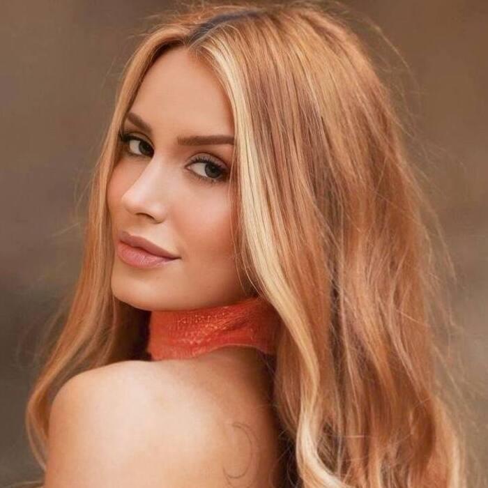 Sexy girl Isabella, 26 yrs.old from Balneário Camboriú, Brazil