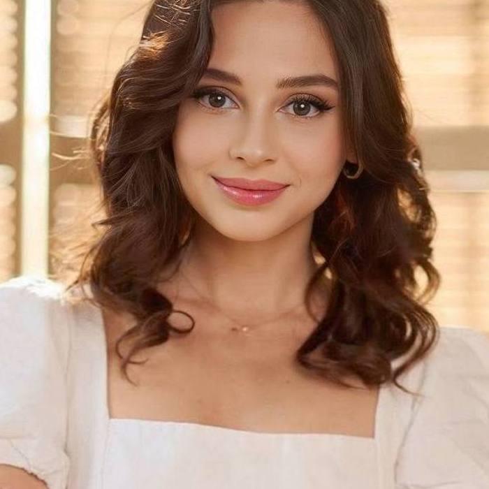 Nice pen pal Alina, 27 yrs.old from Kyiv, Ukraine