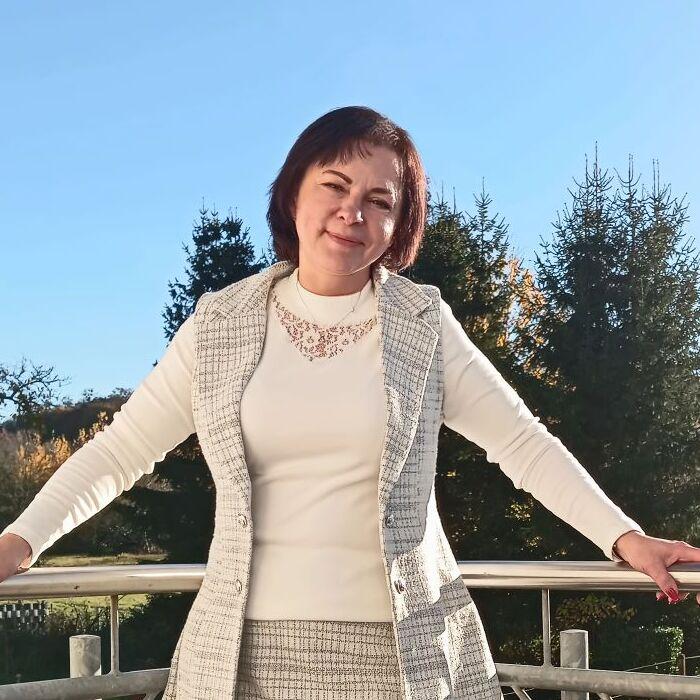 Nice pen pal Larisa, 49 yrs.old from Losheim am See, Germany