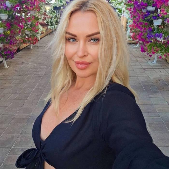 Gorgeous wife Galina, 44 yrs.old from Odesa, Ukraine