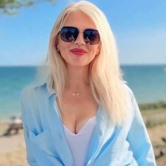 Gorgeous miss Natalia, 42 yrs.old from Yuzhnyi, Ukraine