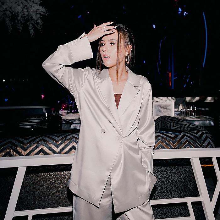 Nice wife Alina, 27 yrs.old from Eastern Europe