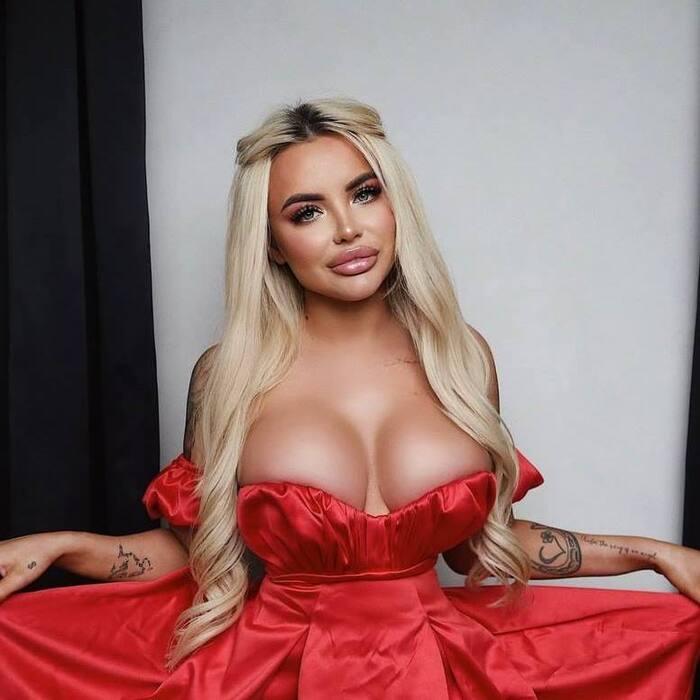 Nice wife Anasteysha, 25 yrs.old from Lviv, Ukraine