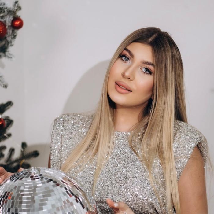 Charming girl Elina, 18 yrs.old from Kirovograd, Ukraine