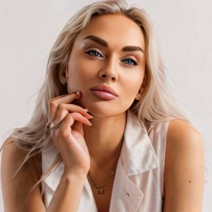 Pretty girlfriend Nataliia, 54 yrs.old from Kyiv, Ukraine