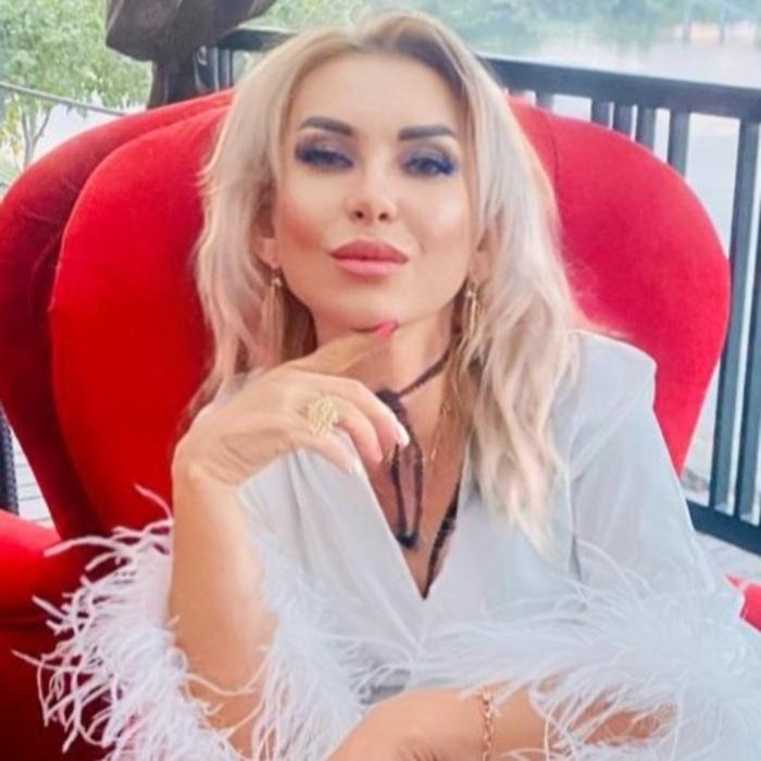 Single mail order bride Lyudmila, 49 yrs.old from Kiev, Ukraine