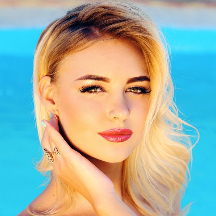 Sexy mail order bride Vladislava, 28 yrs.old from Tiraspol, Moldova