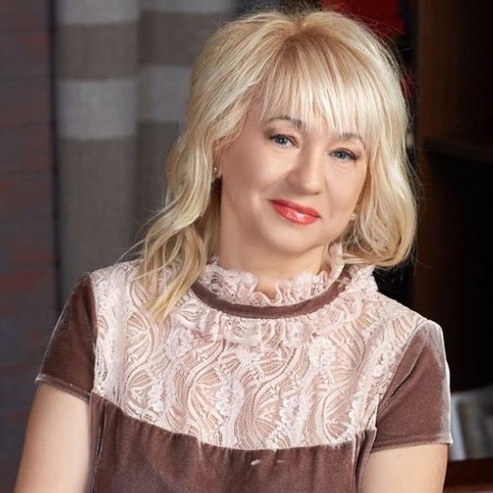 Pretty wife Galina, 64 yrs.old from Tiraspol, Moldova