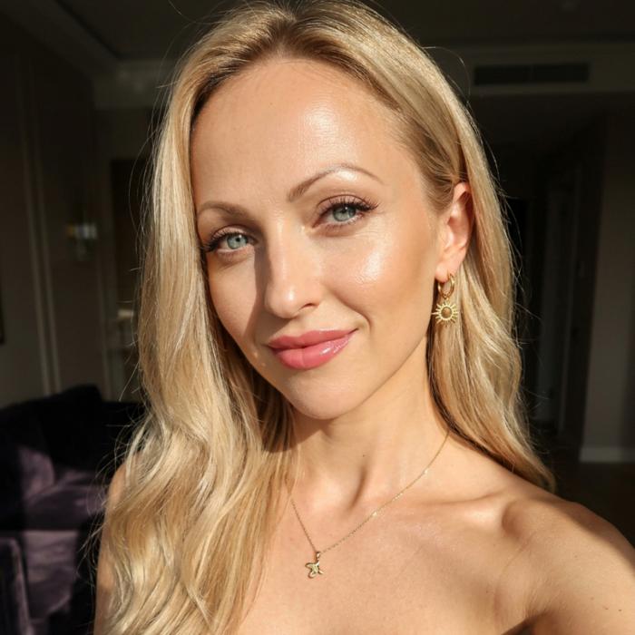 Sexy lady Evgenia, 39 yrs.old from Eastern Europe Sexy lady Evgenia, 39 yrs.old from Eastern Europe