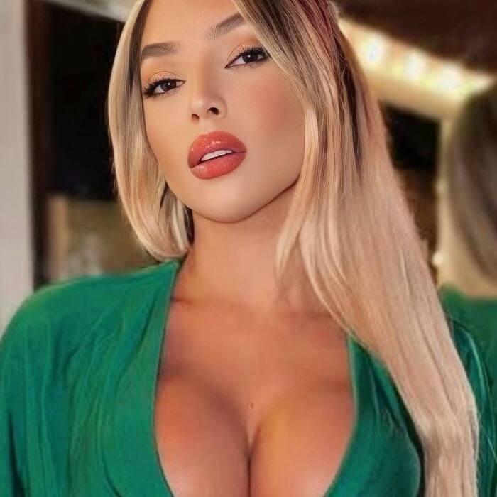 Charming pen pal Caroline, 22 yrs.old from Sao Paulo, Brazil