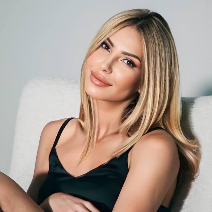 Single miss Marina, 38 yrs.old from Kiev, Ukraine