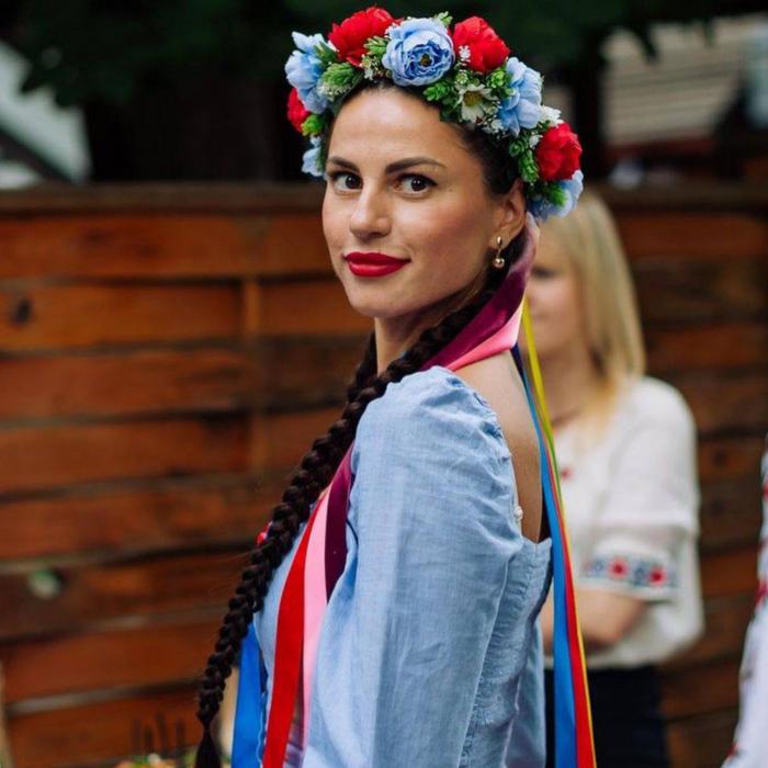 Pretty girl Oksana, 38 yrs.old from Eastern Europe