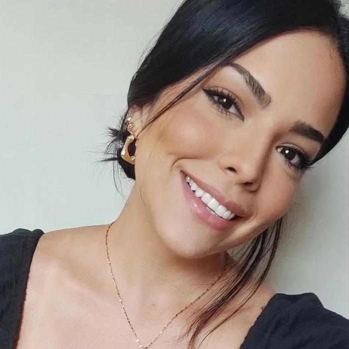 Charming wife Scarlett, 33 yrs.old from Caracas, Venezuela