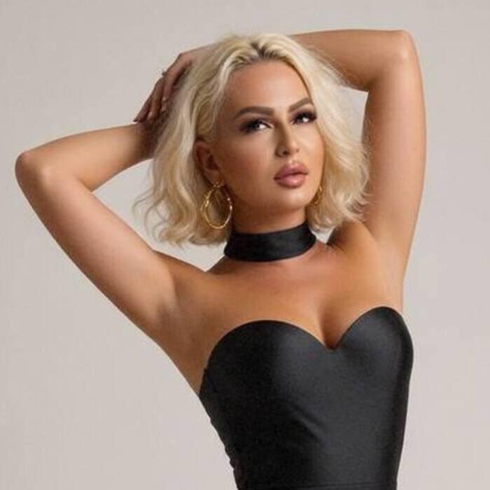 Nice lady Svetlana, 47 yrs.old from Dubai, United Arab Emirates