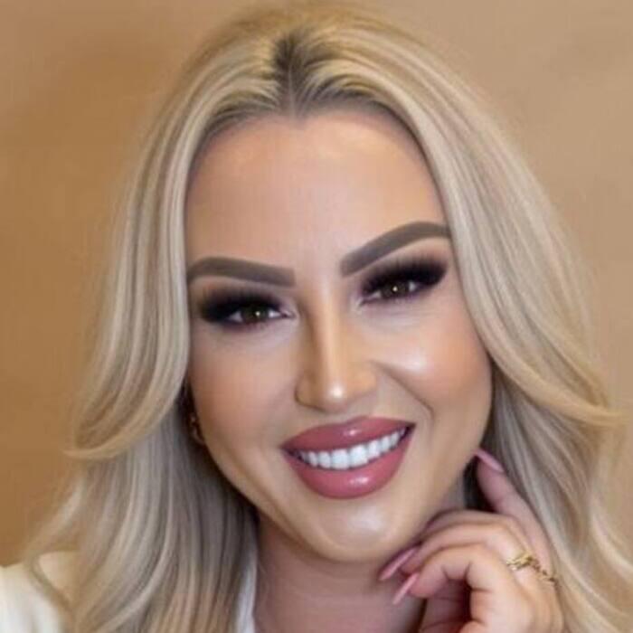 Nice lady Svetlana, 47 yrs.old from Dubai, United Arab Emirates