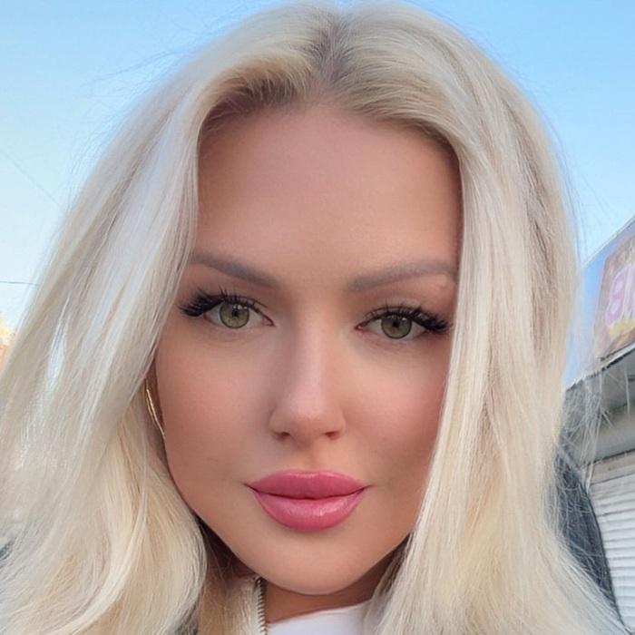 Gorgeous mail order bride Yulia, 35 yrs.old from Kiev, Ukraine