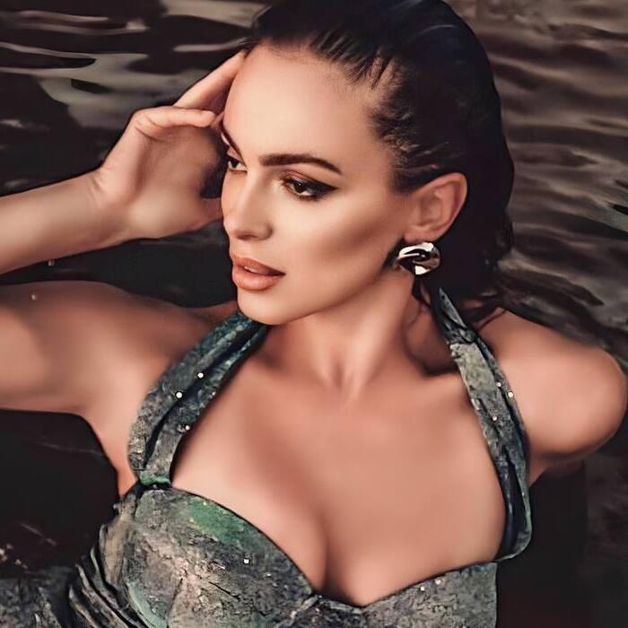 Pretty bride Marina, 38 yrs.old from Tbilisi, Georgia