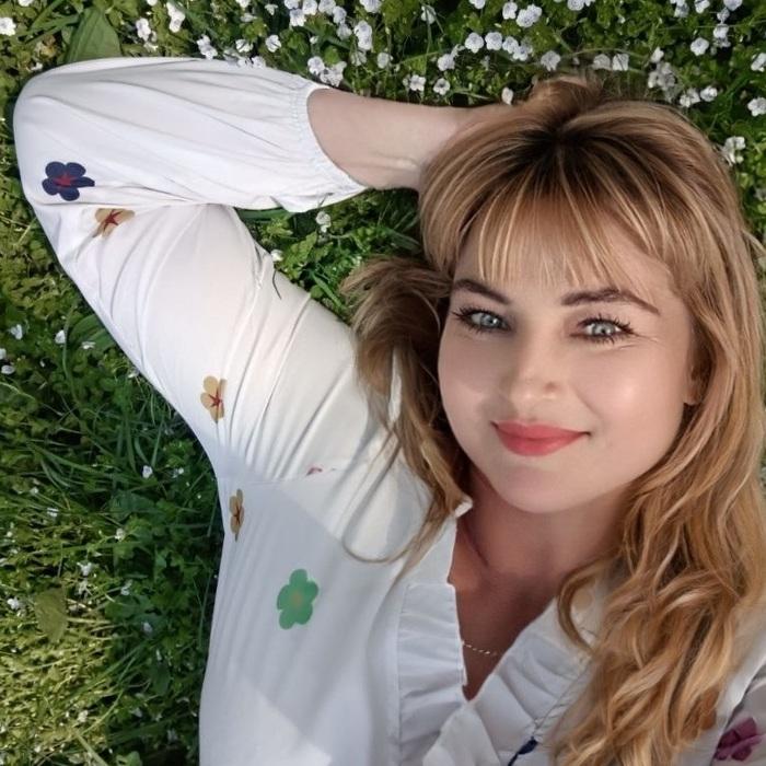Gorgeous miss Natalia, 52 yrs.old from Lutsk, Ukraine