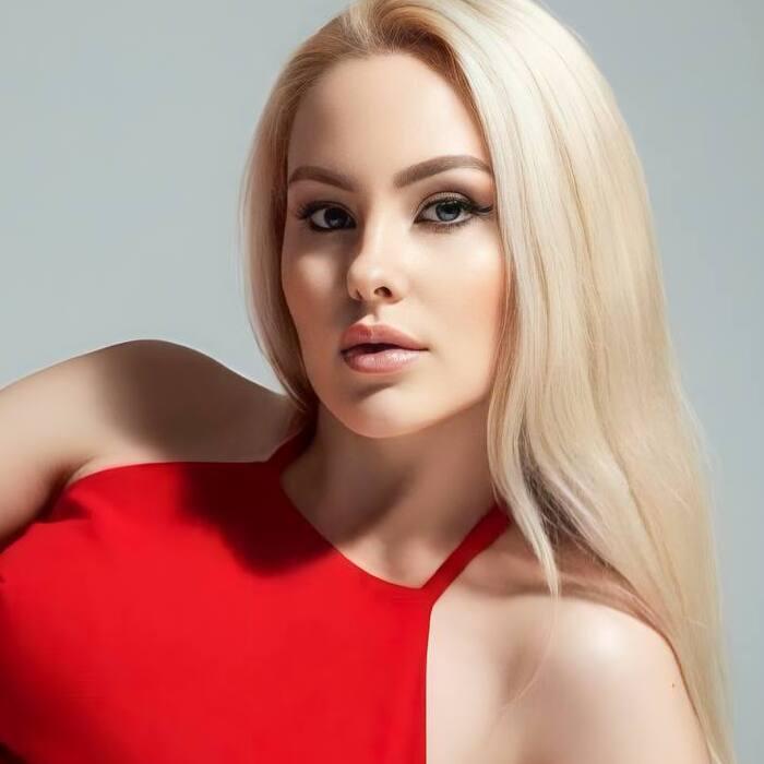 Pretty lady Victoria, 28 yrs.old from Yuzhnoukrainsk, Ukraine