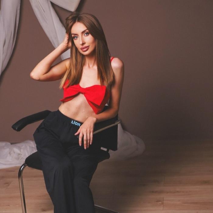 Sexy bride Irina, 32 yrs.old from Nikolaev, Ukraine